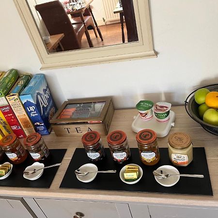 סווינדון Brewery Farm House Bed & Breakfast מראה חיצוני תמונה