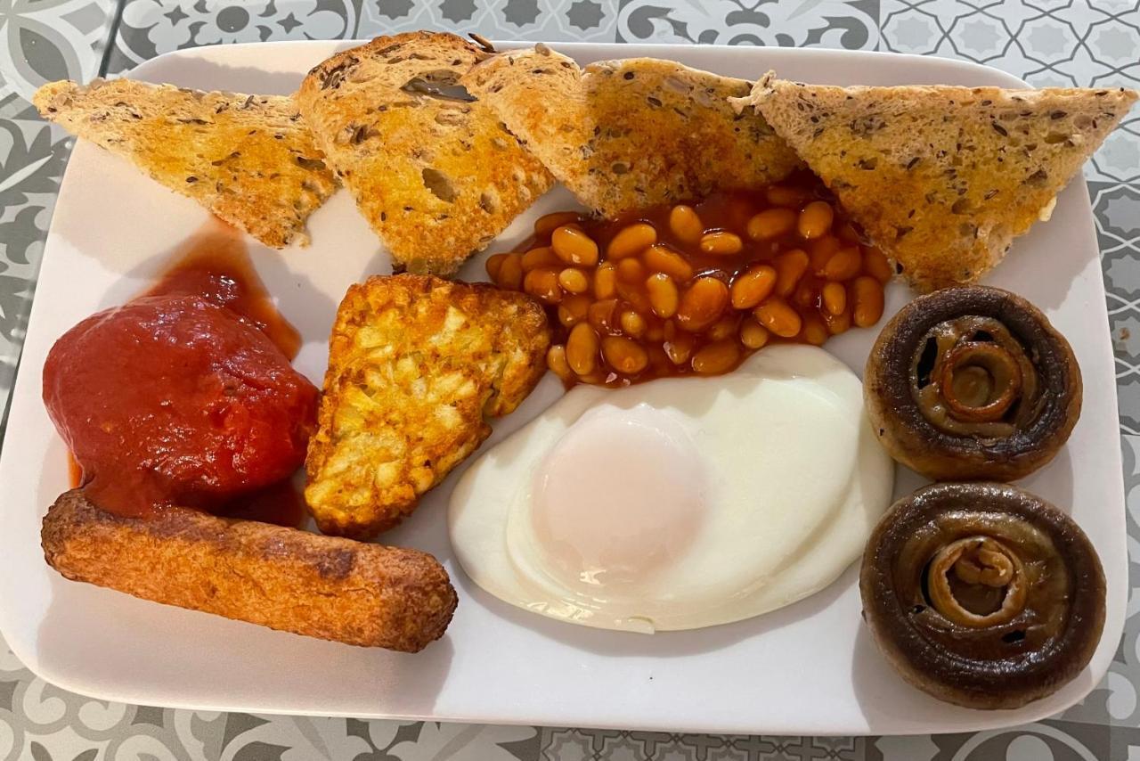 סווינדון Brewery Farm House Bed & Breakfast מראה חיצוני תמונה